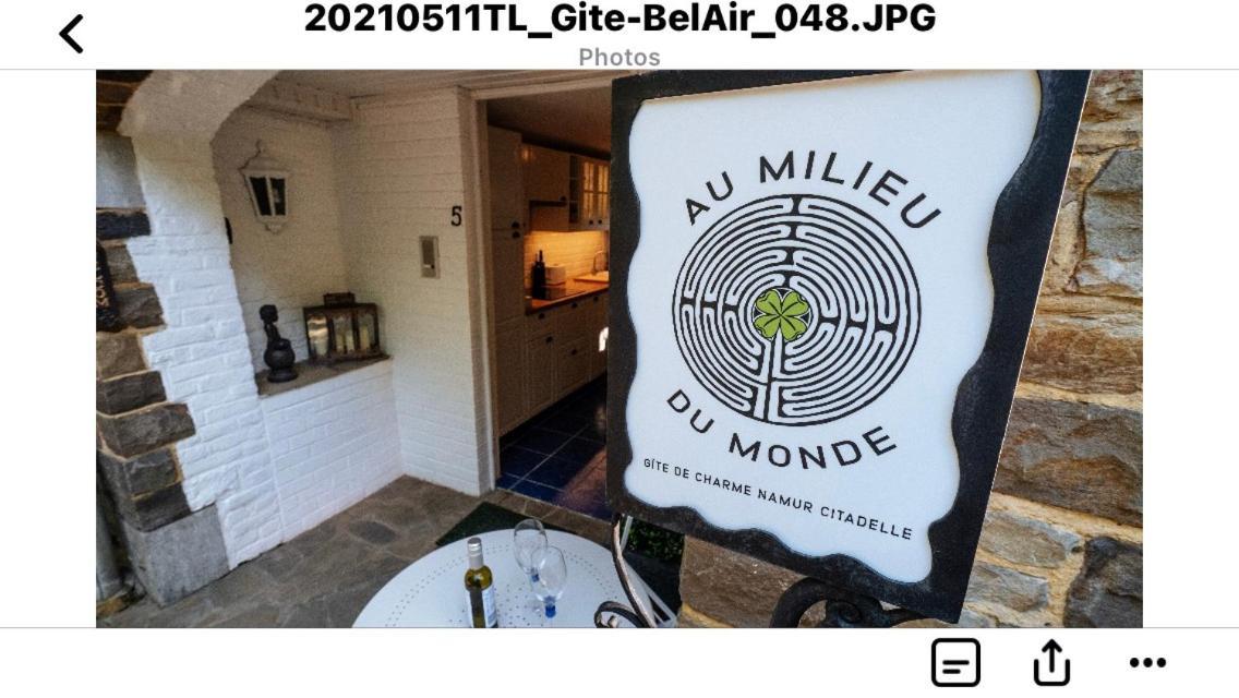 De Charme Au Milieu Du Monde